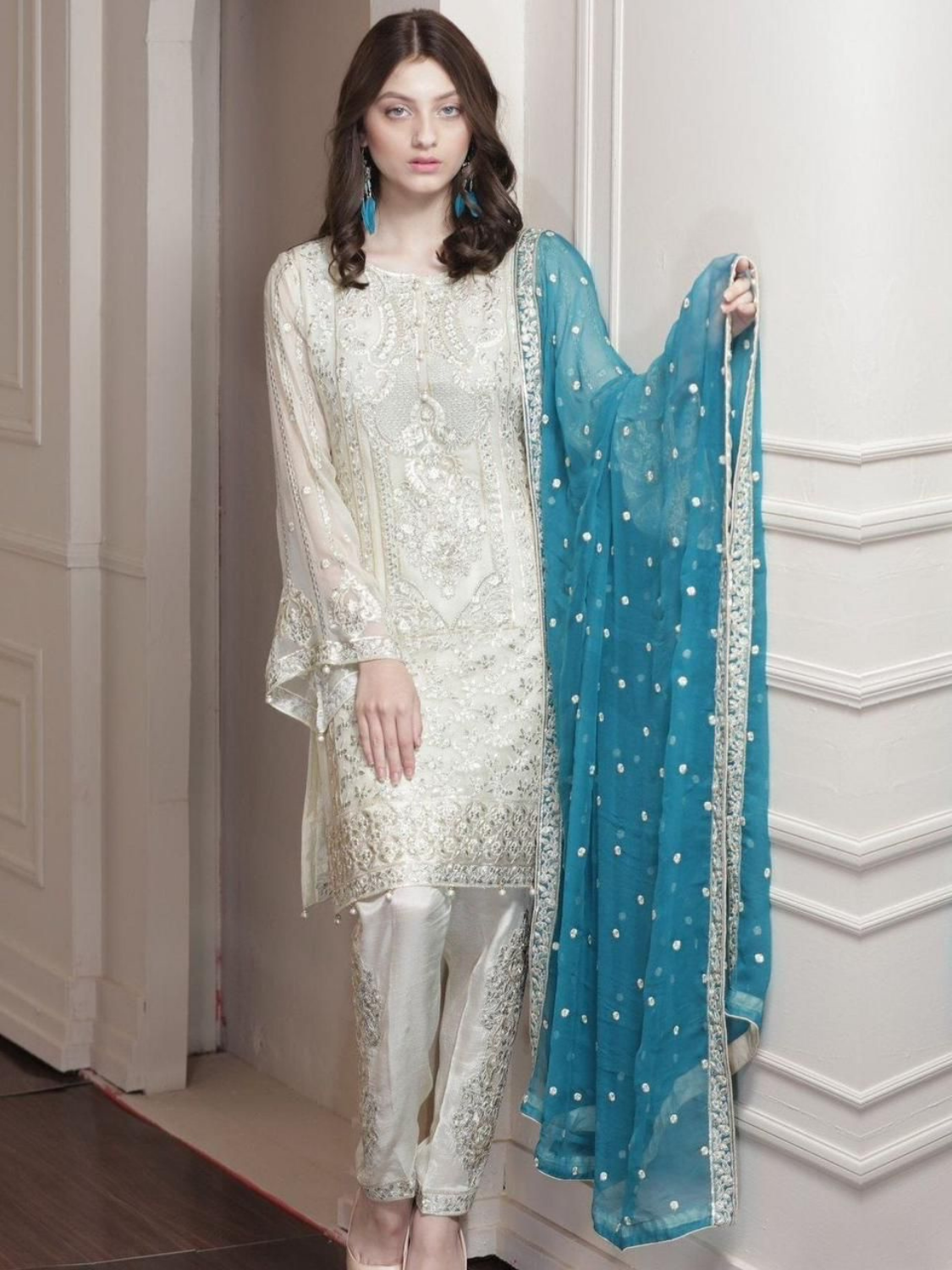 Maryam's chiffon embroidery suit