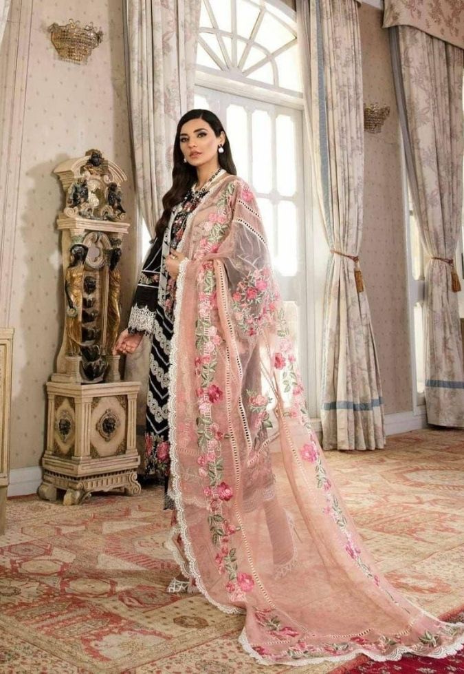 Crimson by Saira Shakira EID Luxury Lawn Collection  MD-956